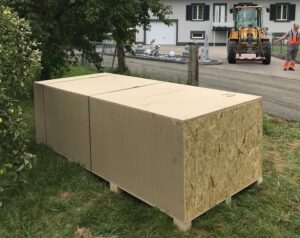 That's what is needed to build a reconstructable house: A box of 2 tons